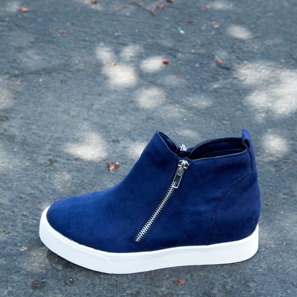 NEW🔥 Navy Side Zipper Wedge Sneaker Booties - Picture 3 of 5